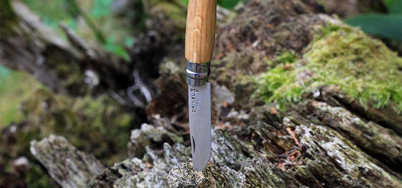 Couteau de poche Opinel Tradition Luxe Inox N°09 – Chêne Opinel