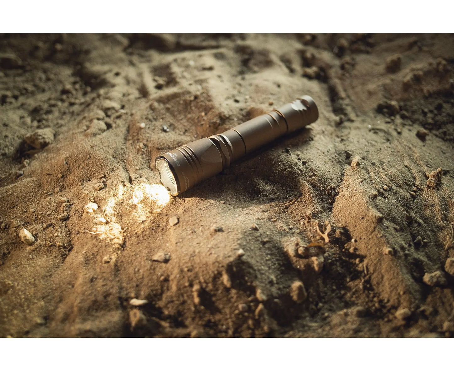 Lampe Torche Armytek Dobermann Pro SAND Magnet USB – 1400 Lumens - WARM NYCTALOPE