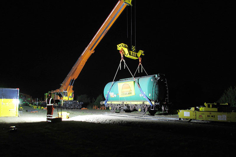 Projecteur Nightsearcher Solarisduo 20K 40000 Lumens - Double tête d'éclairage - Batterie Lithium-ion 50Ah - NYCTALOPE