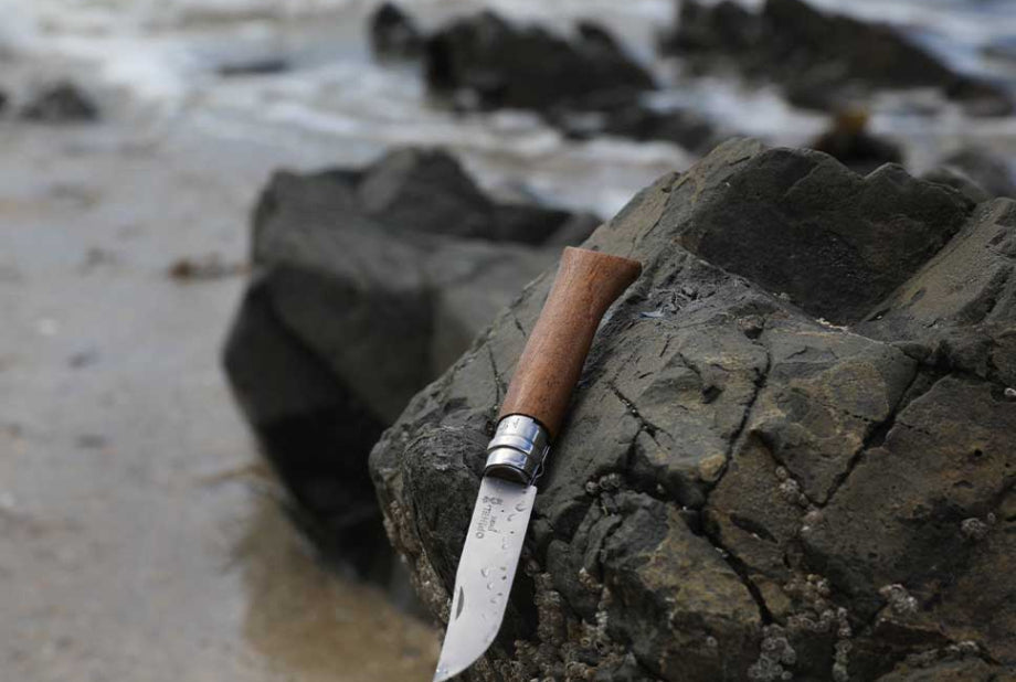 Couteau de poche Opinel Tradition Luxe Inox N°08 – Noyer Opinel