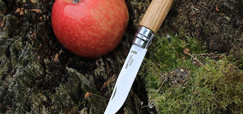 Couteau de poche Opinel Tradition Luxe Inox N°09 – Chêne Opinel