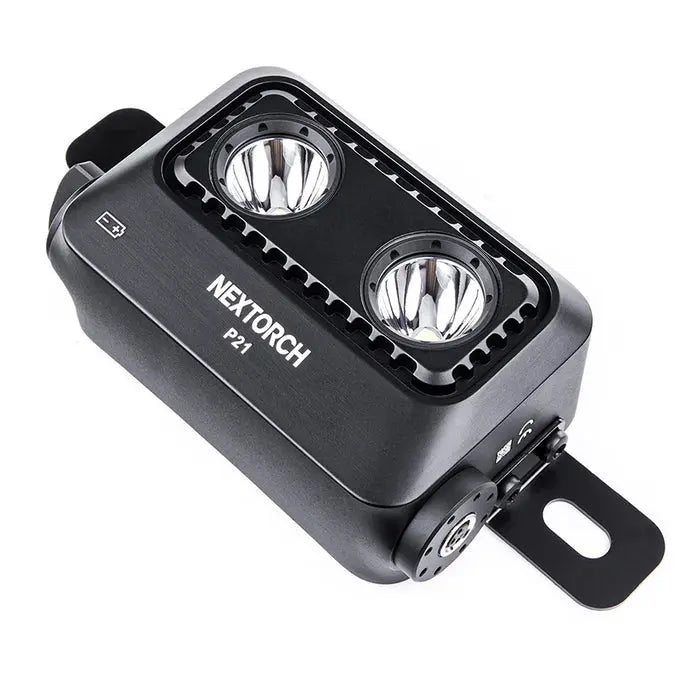 Lampe Tactique Nextorch P21 - 3000 Lumens - phare focalisable pour bouclier balistique  NYCTALOPE  