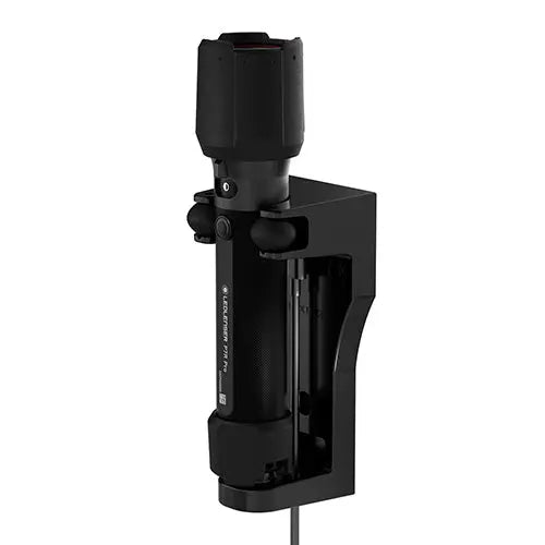 Lampe Torche Ledlenser P7R Pro 2000 Lumens - Station de Charge et USB-C  NYCTALOPE  