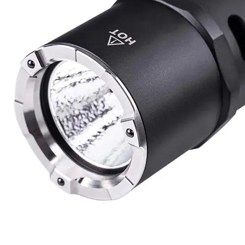 Lampe Torche Nextorch P8 - 1600 Lumens rechargeable  NYCTALOPE  