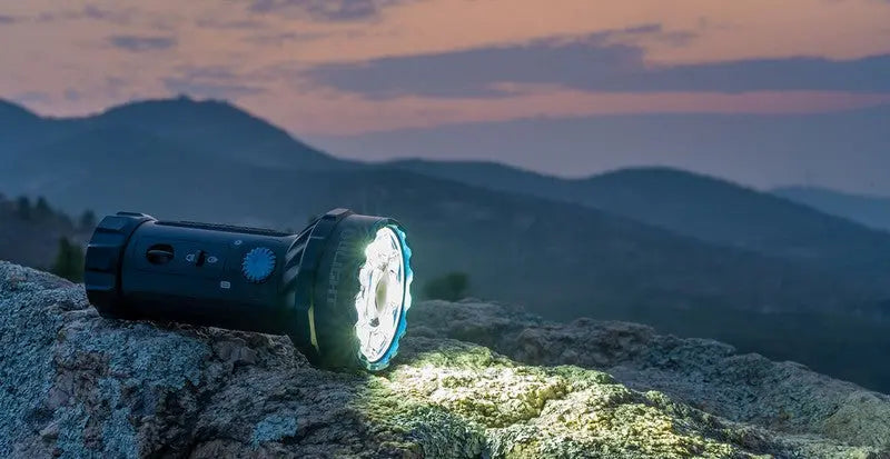 Lampe Torche Olight MARAUDER Mini NOIR - 7000 Lumens - Rechargeable  NYCTALOPE  
