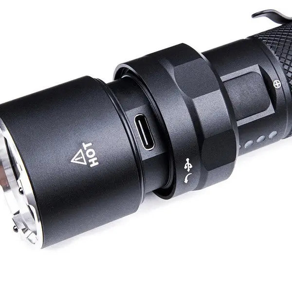 Lampe Torche Tactique Nextorch P91 - 5000 Lumens rechargeable USB-C - NYCTALOPE