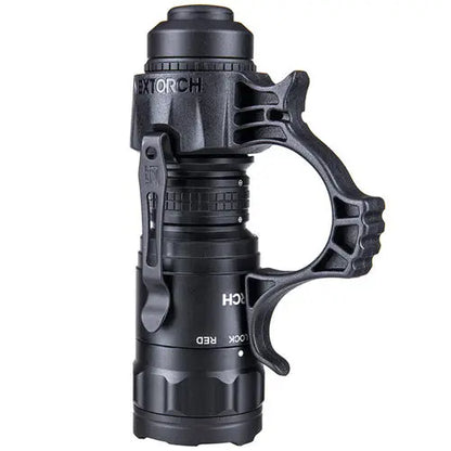 Lampe Torche Tactique Nextorch TA21 SET - 1300 Lumens - lumière rouge - anneau tactique - NYCTALOPE