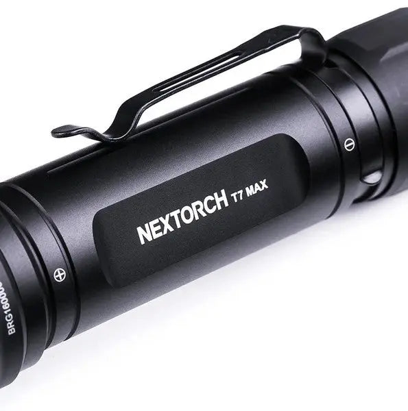 Lampe Torche tactique Nextorch T7 MAX SET - 1200 Lumens rechargeable - Kit chasse - portée 1100 mètres  NYCTALOPE  