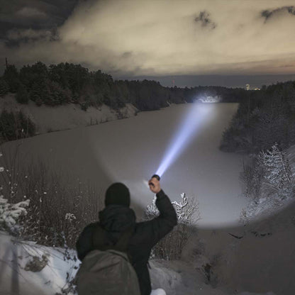 Lampe torche Armytek Barracuda Pro Max White 2800 Lumens - Portée 1000m - Rechargeable - Batterie 21700 Li-Ion