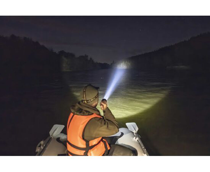 Lampe torche Armytek Barracuda Pro Max White 2800 Lumens - Portée 1000m - Rechargeable - Batterie 21700 Li-Ion