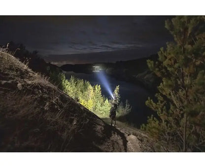 Lampe torche Armytek Barracuda Pro Max White 2800 Lumens - Portée 1000m - Rechargeable - Batterie 21700 Li-Ion  NYCTALOPE  