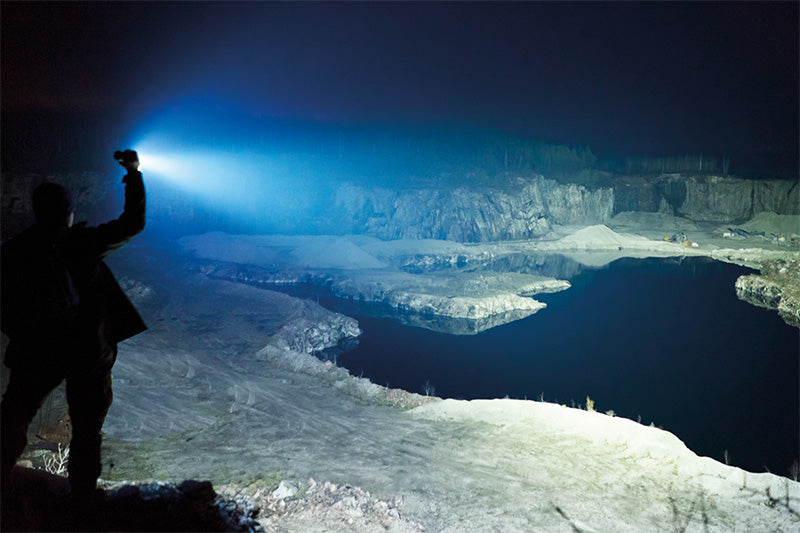 Lampe torche Nightsearcher Explorer 1150 Zoom LEP rechargeable - 1150 Lumens - NYCTALOPE