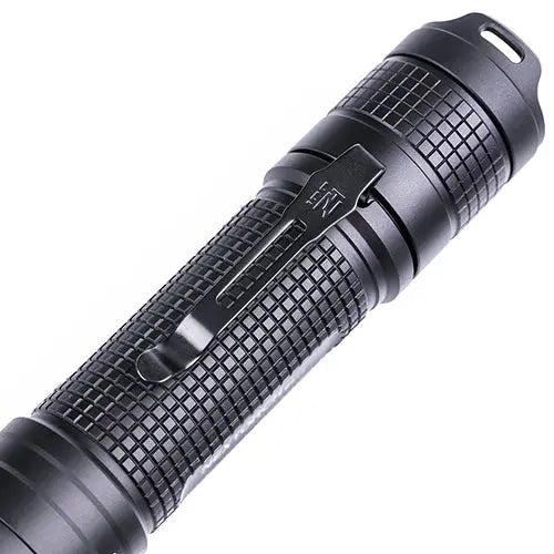 Lampe torche tactique Nextorch E51D - 2100 Lumens - rechargeable USB-C  NYCTALOPE  