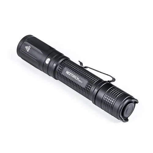Lampe torche tactique Nextorch E51D - 2100 Lumens - rechargeable USB-C  NYCTALOPE  
