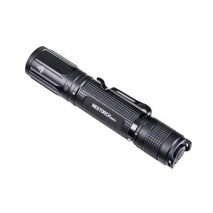 Lampe torche tactique Nextorch E52D - 3700Lumens - rechargeable USB-C  NYCTALOPE  