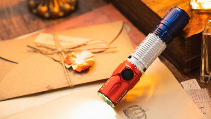 Lampe Torche Olight WARRIOR 3 S – Tricolore  – 2300 Lumens  NYCTALOPE  