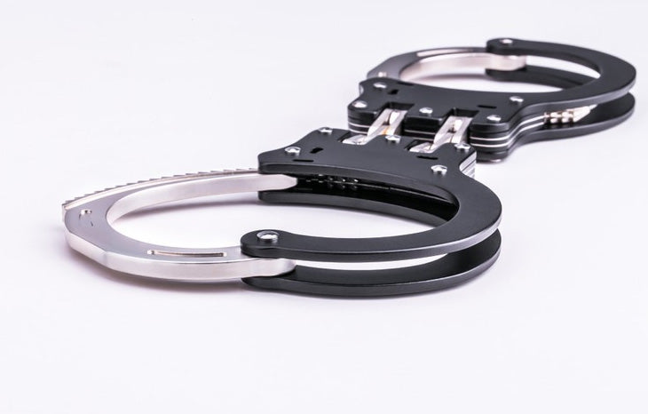 Menottes Nextorch NEX HC11 articulées avec cylindre de fermeture sécurisé  NYCTALOPE  