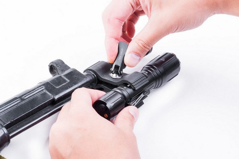 Support Nextorch RM85S montage rapide sur fusil et arme pour lampe torche