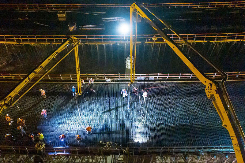 Projecteur de chantier Nightsearcher Solaris Pro X rechargeable - 16 000 Lumens - 36,4 Ah - Autonomie de 48 heures - NYCTALOPE