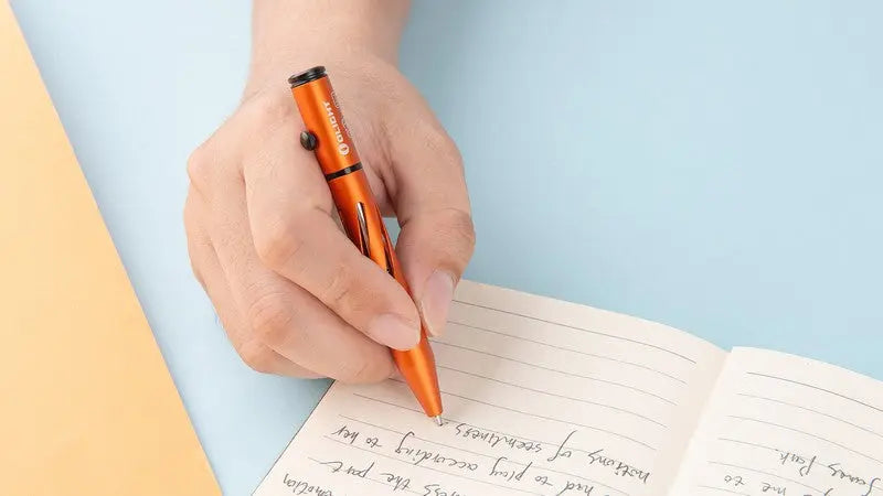 Olight O'Pen Mini - Mini stylo à bouton Type L - Violet  NYCTALOPE  