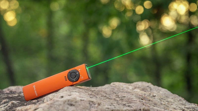 Lampe Torche Olight Arkfeld - 1000 Lumens avec pointer laser vert  NYCTALOPE  