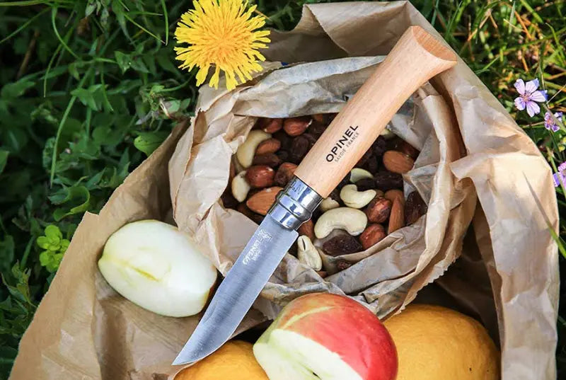 Opinel N°08 Tradition Inox – Couteau de poche pliant - Manche Hêtre - Lame 8.5 cm  NYCTALOPE  