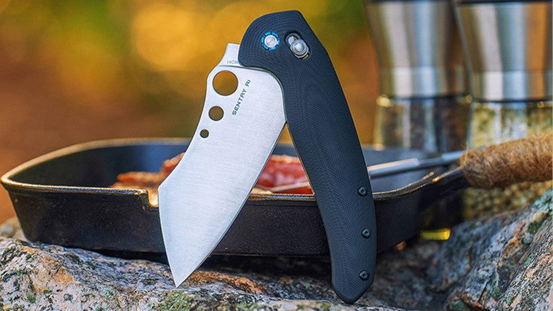 Olight Sentry R1 - Couteau de Cuisine Extérieure Pliant - Oknife  NYCTALOPE  