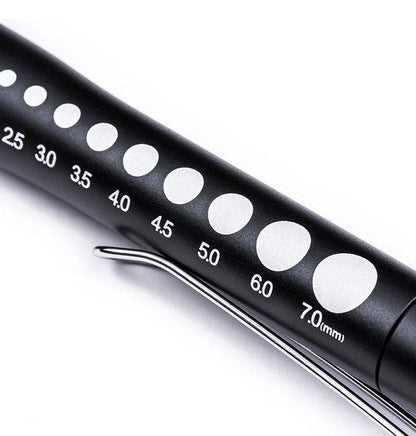 Lampe Nextorch DR K3 PRO - 80 Lumens blanc / Jaune - Lampe médicale rechargeable  NYCTALOPE  