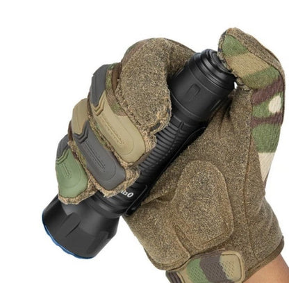 Lampe Torche Olight Javelot - 1350 Lumens rechargeable longue portée Olight