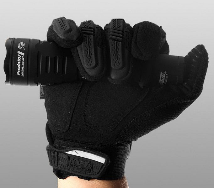 Lampe torche Armytek Predator Red - 160 Lumens en lumière rouge  NYCTALOPE  