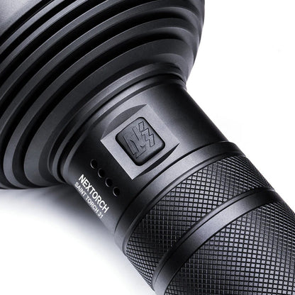 Lampe torche Nextorch ST31 - 20 000 Lumens - rechargeable - Powerbank intégré  NYCTALOPE  