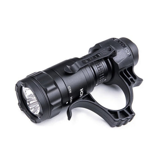 Lampe Torche Tactique Nextorch TA21 SET - 1300 Lumens - lumière rouge - anneau tactique - NYCTALOPE