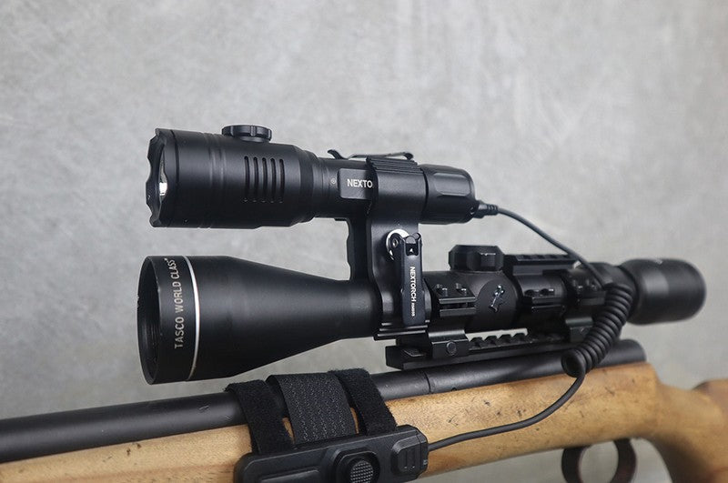 Lampe Torche tactique Nextorch T53 SET- 760 Lumens rechargeable - Kit chasse  NYCTALOPE  