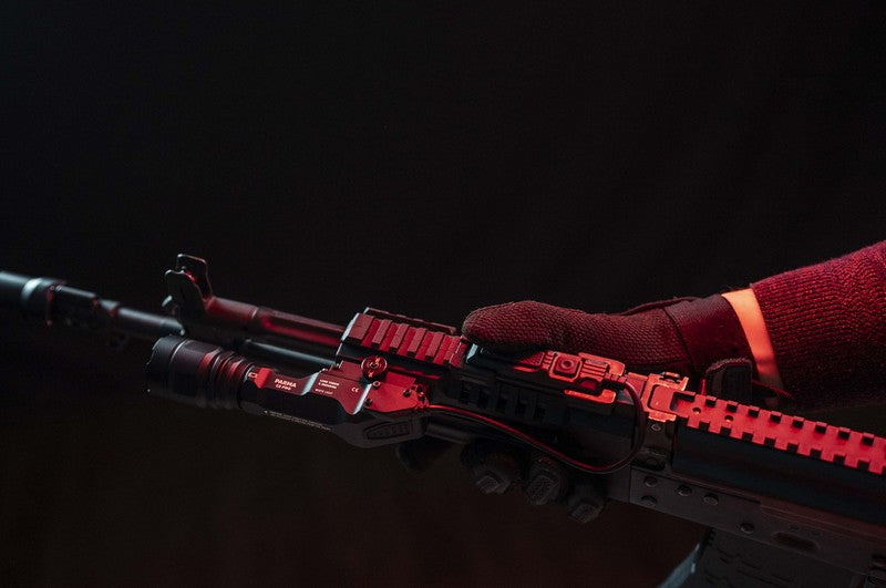 Lampe torche tactique Armytek Parma C2 Pro - 1500 Lumens  NYCTALOPE  