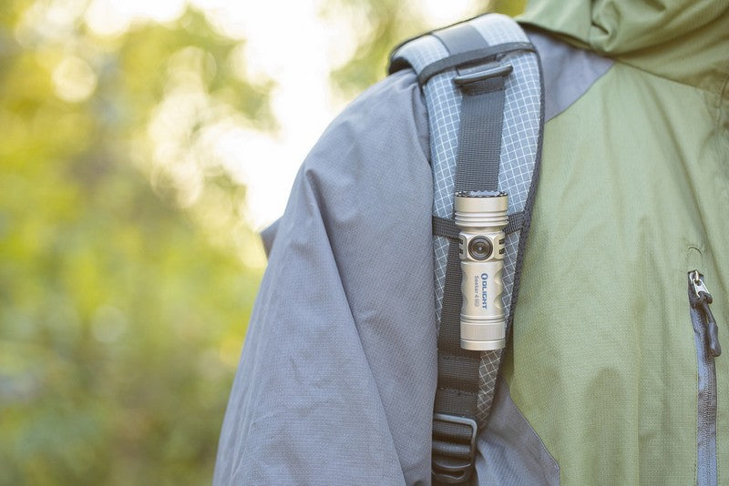 Lampe Torche Olight SEEKER 4 Mini Titane - 1200 Lumens - Edition Limitée  NYCTALOPE  