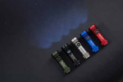 Lampe Torche Olight SEEKER 4 Mini Titane - 1200 Lumens - Edition Limitée  NYCTALOPE  