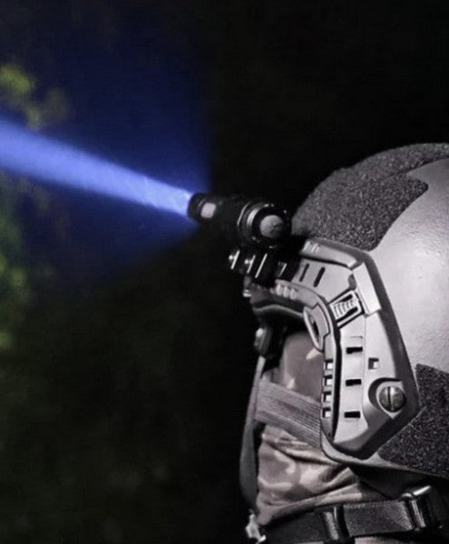 Support de casque Klarus MGM5 pour lampe XT1C PRO - système de fixation rails ARC  NYCTALOPE  