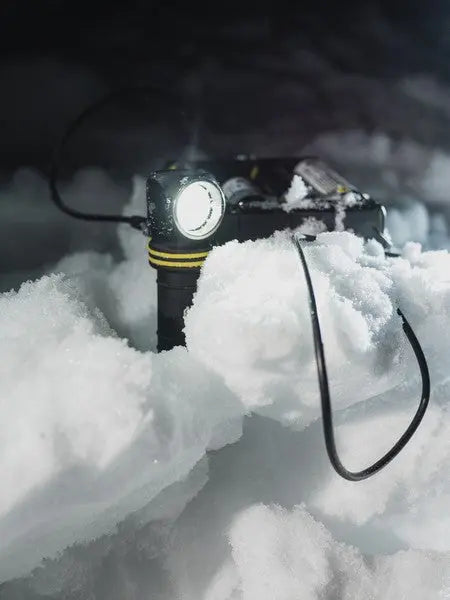 Lampe Frontale Armytek ELF C2 V2 Micro-USB WARM – 1023 Lumens - NYCTALOPE