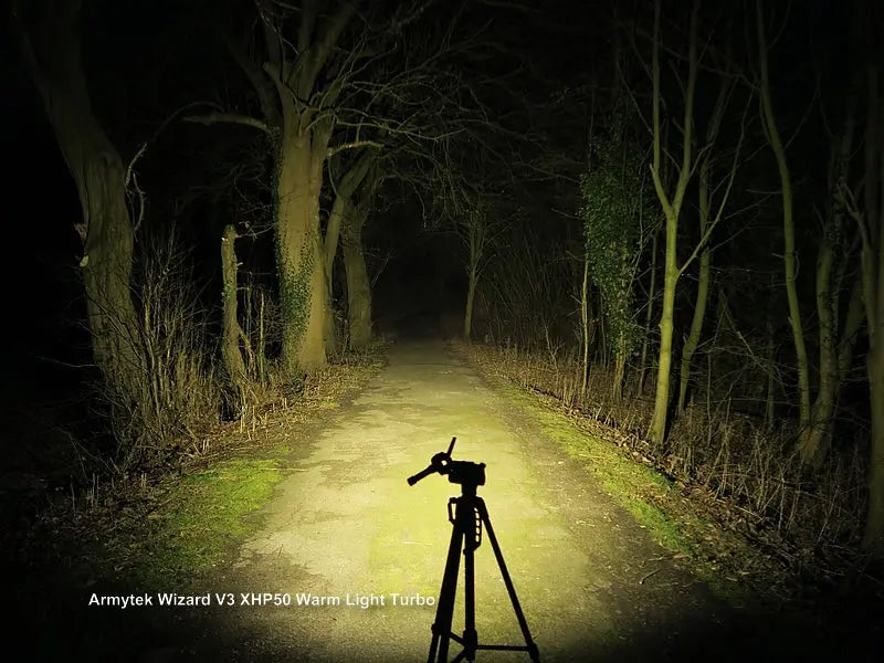 Lampe Frontale Armytek Wizard Pro V4 XHP50 USB - 2300/2150 Lumens - NYCTALOPE