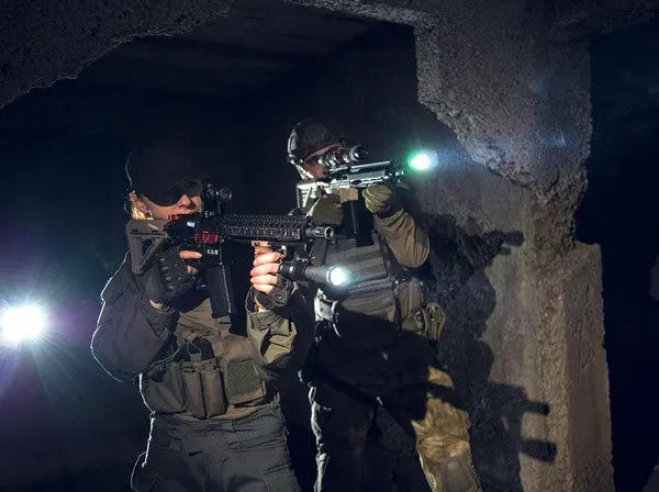 Lampe Torche Armytek Dobermann Pro Magnet USB – 1500 Lumens - NYCTALOPE