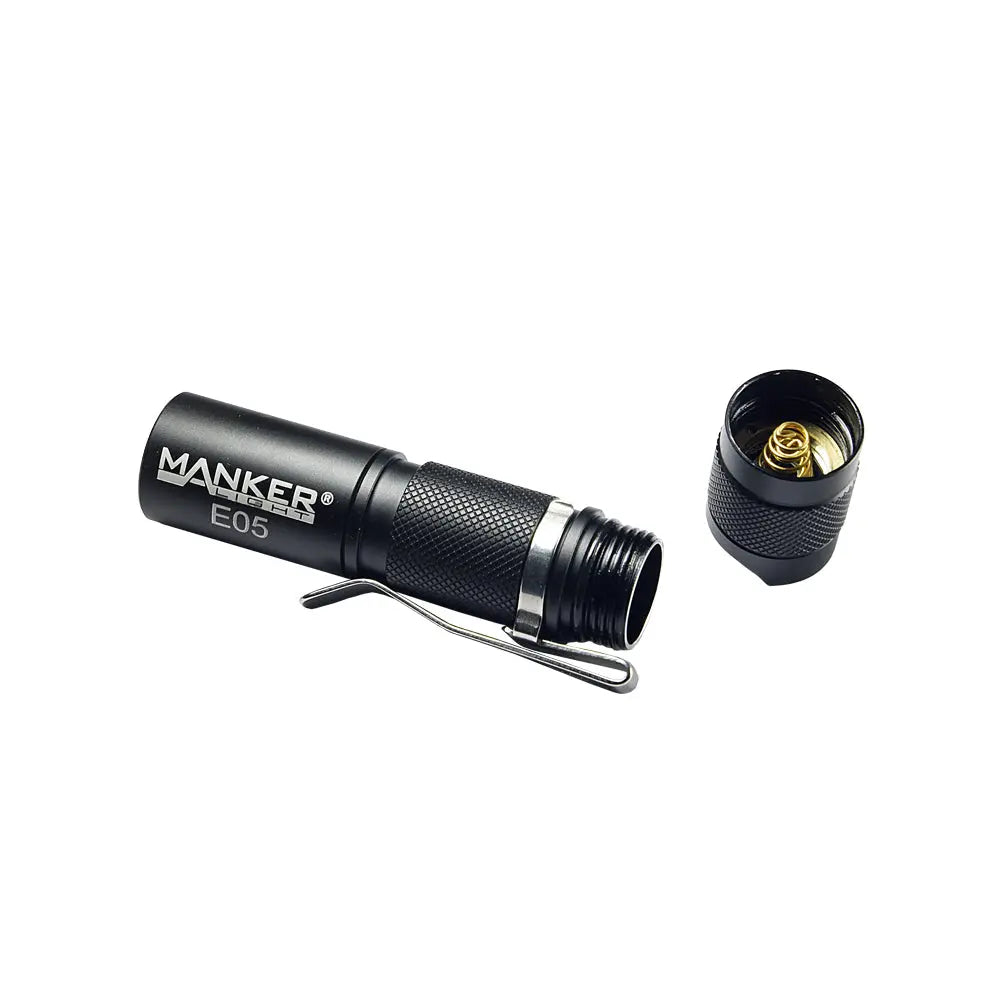 Lampe Torche Manker E05 Noir – 400 Lumens - NYCTALOPE